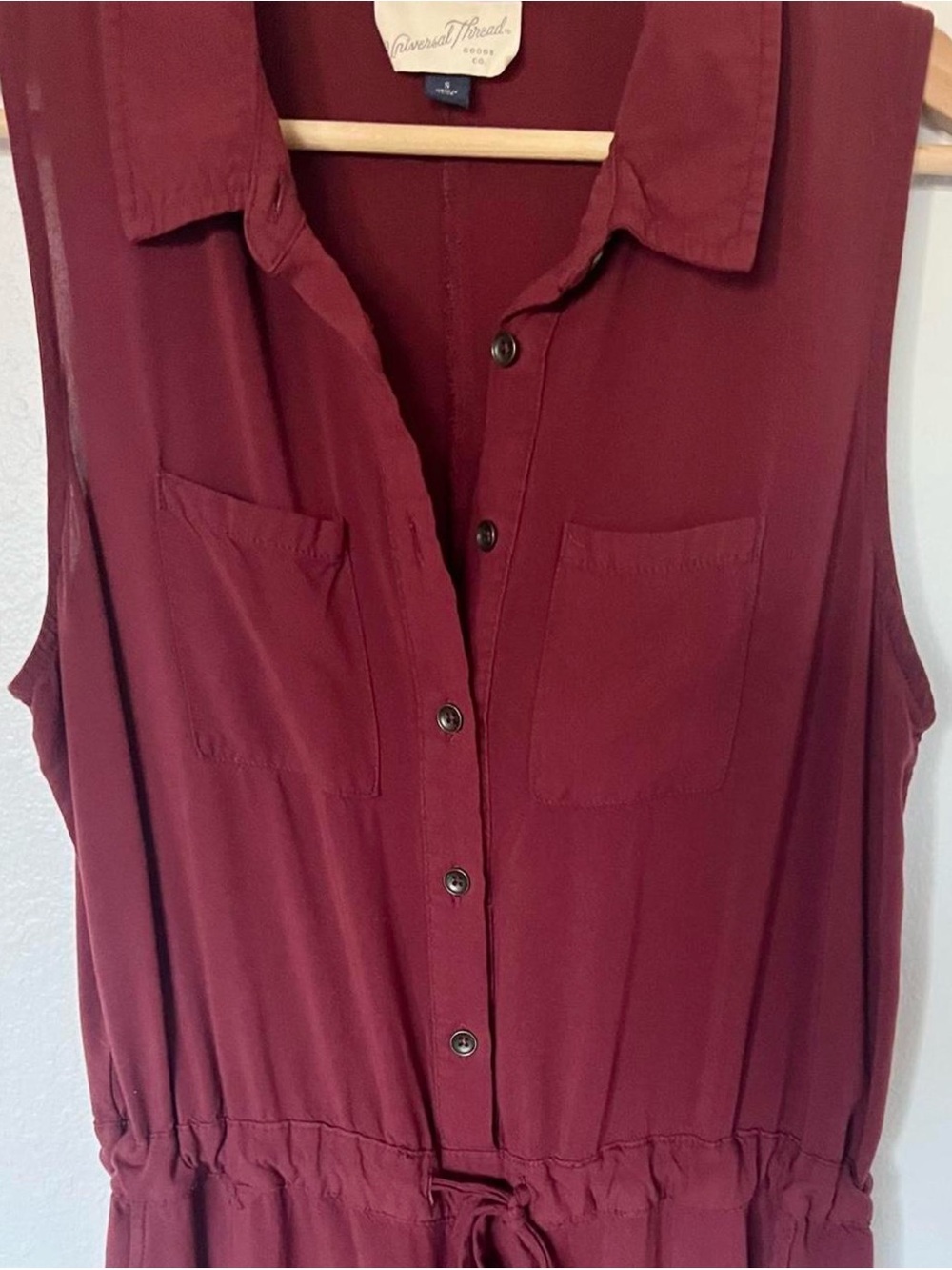 Universal Thread Sleeveless Button-Front Jumpsuit in Burgundy